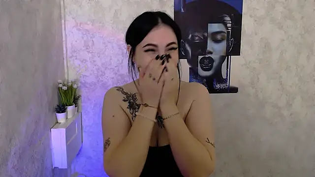 MisssShy  online show from September 20, 2025, 7:09 am