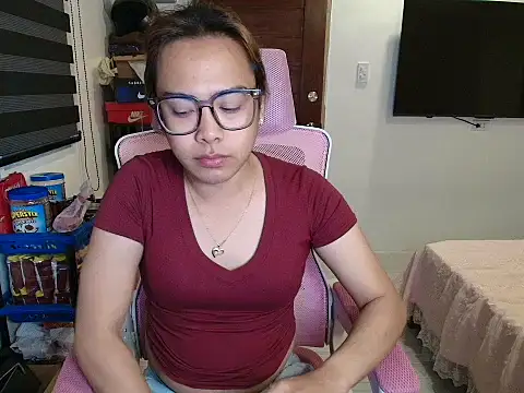 Your PrettyGirlxxx online show from March 8, 2026, 1:48 pm