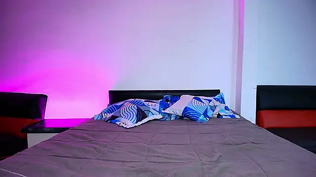 yesie hot online show from March 8, 2026, 2:04 am