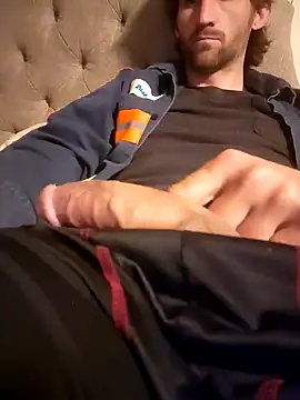 lewis7869 online show from March 15, 2025, 11:29 am