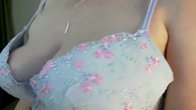 PetersEmily online show from March 21, 2025, 9:34 pm