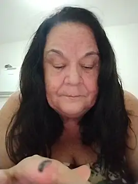 Yaya Mineira online show from March 17, 2026, 10:02 pm
