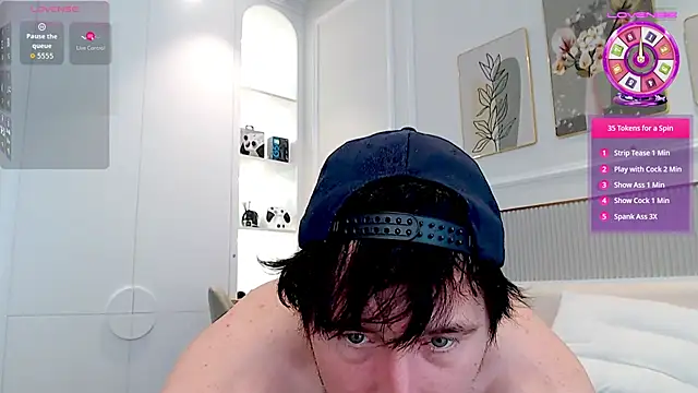 Snapshot of mr_smithh91 chatting on February 7, 2026, 8:29 am mr smithh91 online show from February 7, 2026, 8:29 am