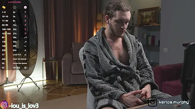 Snapshot of Louis_Karlos chatting on November 18, 2025, 3:45 am Louis Karlos online show from November 18, 2025, 3:45 am