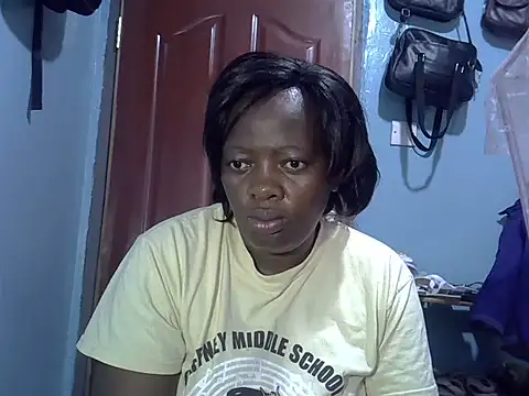 Ebonyceline online show from June 27, 2026, 6:07 am