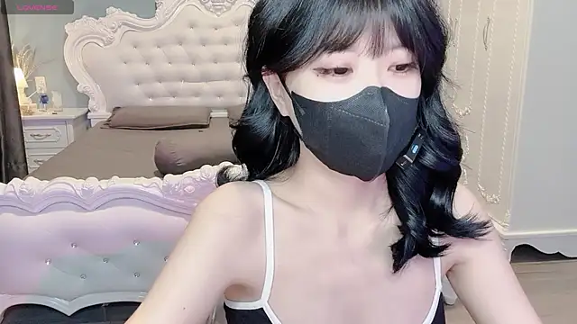 Mya Lee online show from February 6, 2026, 9:40 pm