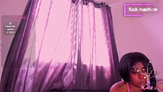 CuteEbony1 online show from October 3, 2025, 5:10 pm