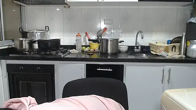 kateleyagrey online show from March 7, 2026, 9:12 pm