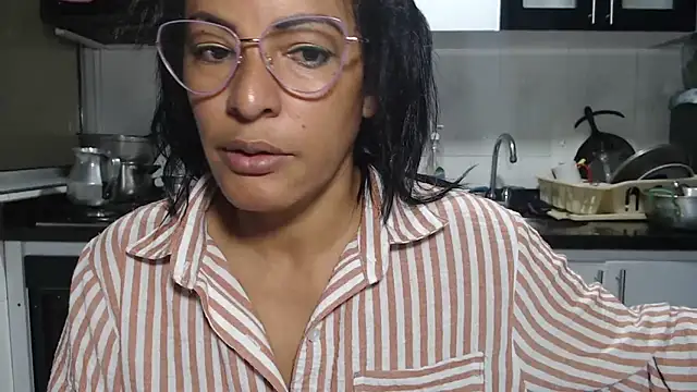 kateleyagrey online show from March 12, 2026, 10:54 am