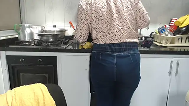 kateleyagrey online show from March 19, 2026, 11:58 am