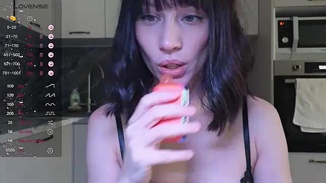 Alice Wonders online show from November 14, 2025, 6:45 am