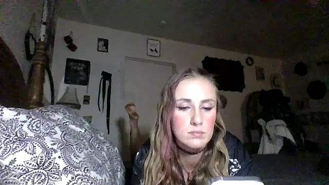 Snapshot of ClumsyLink chatting on September 24, 2025, 12:41 pm ClumsyLink online show from September 24, 2025, 12:41 pm