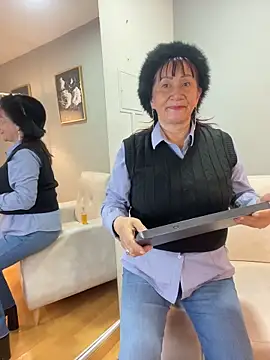 Savvanahh online show from February 14, 2026, 12:02 pm