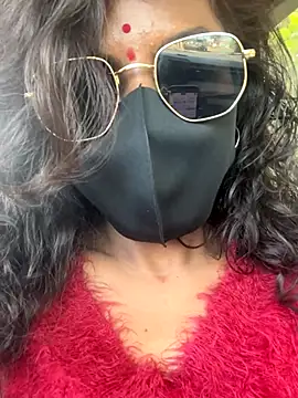 Indian-Squirt online show from December 17, 2025, 8:09 am