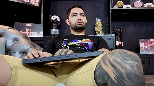 matteosantos online show from November 7, 2025, 10:26 am