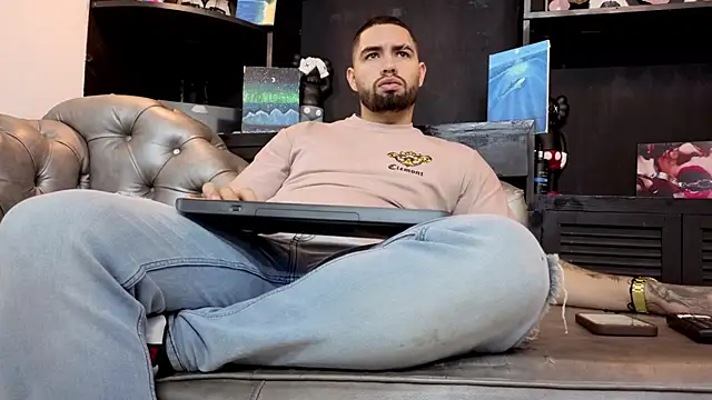 matteosantos online show from March 29, 2026, 11:54 am