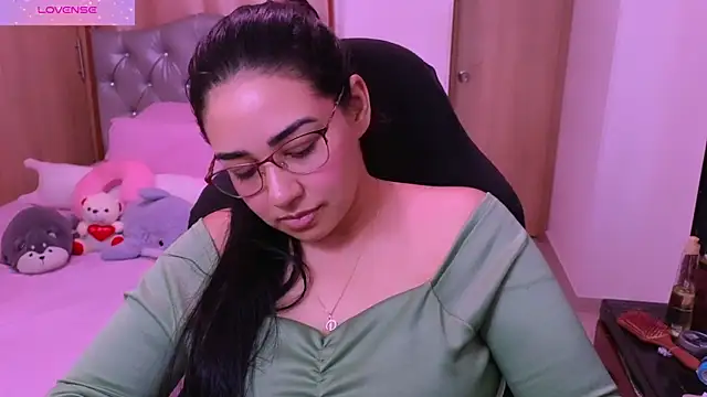  anastasia online show from December 15, 2025, 8:35 pm