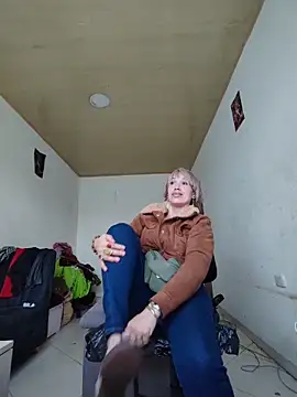 Snapshot of sexymarilyncolombia chatting on April 5, 2026, 2:25 pm sexymarilyncolombia online show from April 5, 2026, 2:25 pm