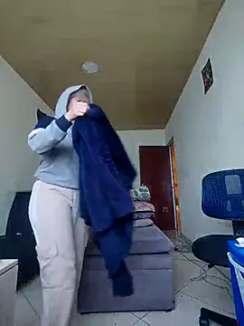 Snapshot of sexymarilyncolombia chatting on April 16, 2026, 12:39 pm sexymarilyncolombia online show from April 16, 2026, 12:39 pm