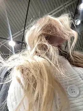 MariaTull online show from April 8, 2026, 9:42 am