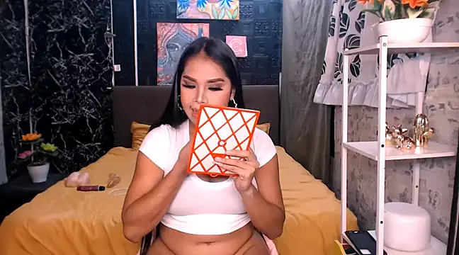 QueenOfStrip online show from January 8, 2025, 7:56 pm