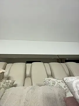 ALISSON FOXXX1 online show from April 17, 2026, 11:52 pm