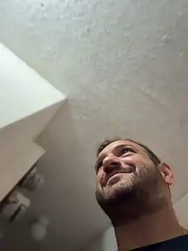 JonJ0 online show from August 1, 2026, 10:52 pm