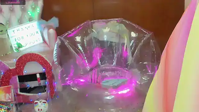 Skinygirl online show from March 1, 2026, 12:34 am