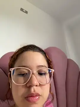 Lucyklein2022 online show from July 12, 2026, 3:47 pm