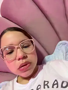 Lucyklein2022 online show from July 18, 2026, 3:38 pm