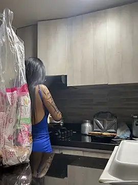 vaness weet online show from January 27, 2025, 3:47 am