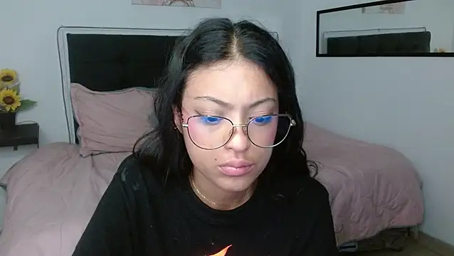 vaness weet online show from February 15, 2026, 10:36 am