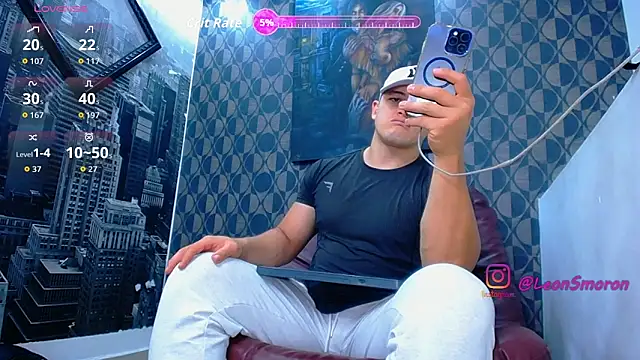 Leonsmoron online show from June 5, 2026, 2:51 am