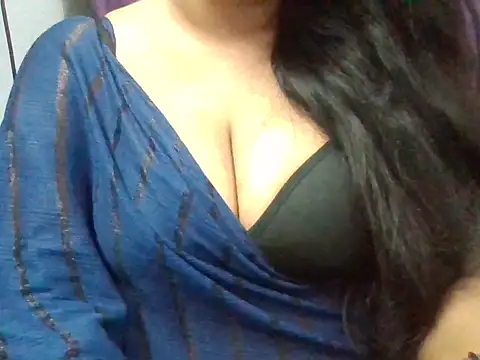 Roopshikha39 online show from September 23, 2025, 6:33 pm