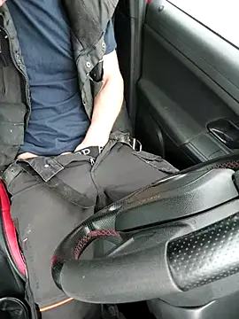 Snapshot of Xcoquinx chatting on March 18, 2025, 1:09 pm Xcoquinx online show from March 18, 2025, 1:09 pm