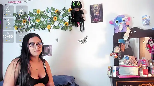 mensia hernandz online show from June 26, 2026, 1:04 pm