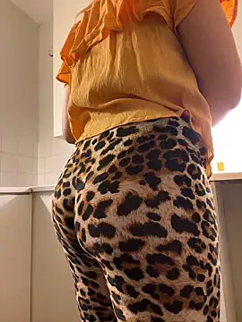 Snapshot of Maria_Texas chatting on January 24, 2025, 3:55 pm Maria Texas online show from January 24, 2025, 3:55 pm