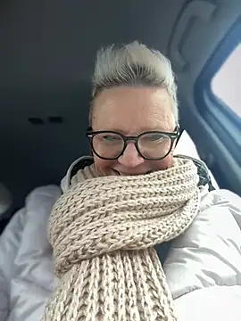 Snapshot of German_Milf chatting on January 21, 2025, 1:11 pm German Milf online show from January 21, 2025, 1:11 pm