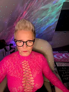 Snapshot of German_Milf chatting on October 30, 2025, 1:45 pm German Milf online show from October 30, 2025, 1:45 pm