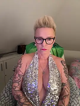 Snapshot of German_Milf chatting on November 28, 2025, 1:58 pm German Milf online show from November 28, 2025, 1:58 pm