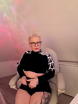 German Milf online show from March 16, 2026, 1:26 pm