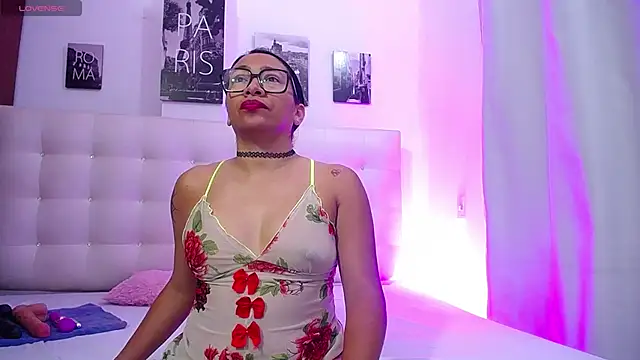 hornywife  online show from March 12, 2025, 12:47 pm