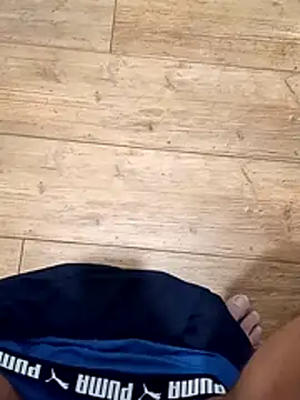 Snapshot of Mark_Dad chatting on October 25, 2025, 9:39 am Mark Dad online show from October 25, 2025, 9:39 am