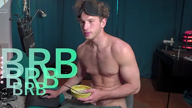 VIktorSecret online show from April 15, 2026, 4:19 am