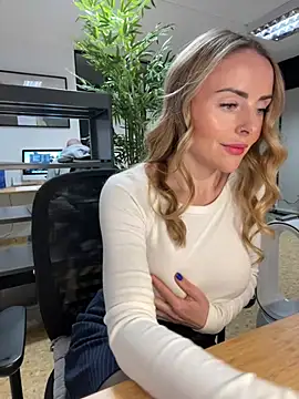 EmaSalis online show from January 13, 2025, 10:14 am