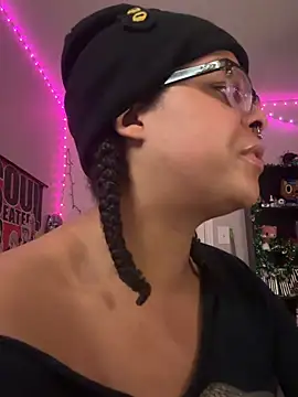 N1NT3NDH03 online show from January 7, 2026, 4:59 am