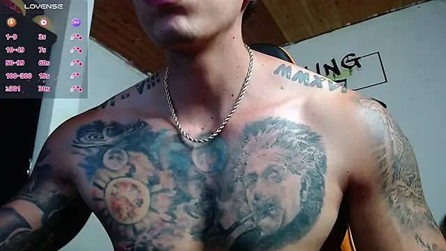 Snapshot of Adam_Hudsond chatting on January 24, 2025, 11:12 pm Adam Hudsond online show from January 24, 2025, 11:12 pm