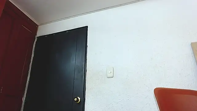 Snapshot of Sweet_baby_hellen chatting on January 23, 2025, 4:09 am Sweet baby hellen online show from January 23, 2025, 4:09 am