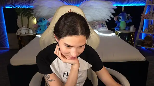 Snapshot of BabyFlowerr chatting on October 17, 2025, 6:54 pm BabyFlowerr online show from October 17, 2025, 6:54 pm