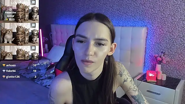 SophieCatty online show from February 28, 2025, 5:59 pm